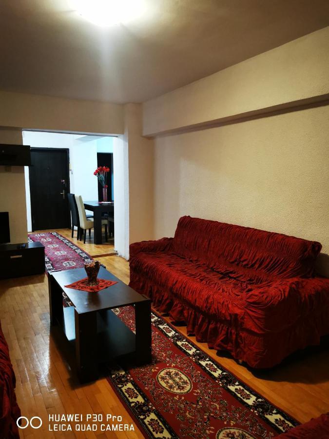 Lunna Ap 3 Cam, B - Dul Unirii, Nr 73,bloc G3, Sc 3,et 5,ap 62 * Bucarest