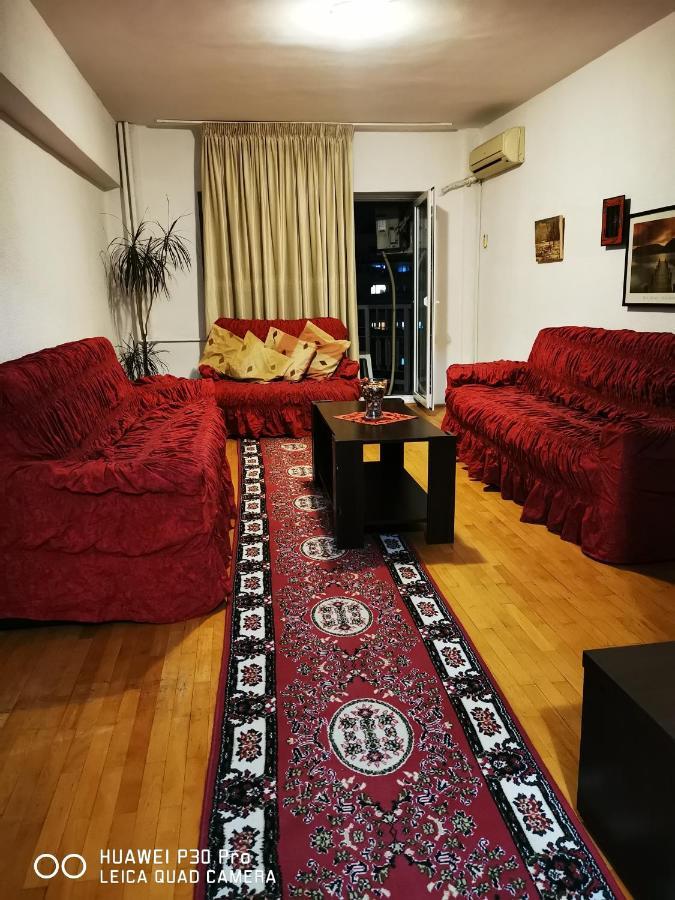 Lunna Ap 3 Cam, B - Dul Unirii, Nr 73,bloc G3, Sc 3,et 5,ap 62 *