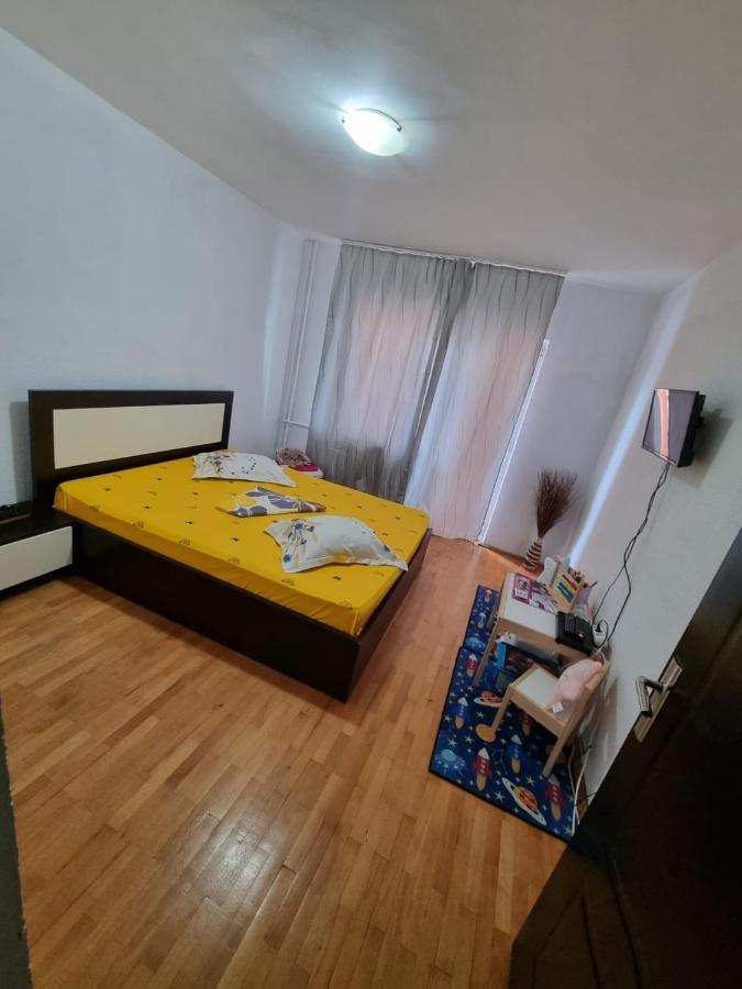 Lunna Ap 3 Cam, B - Dul Unirii, Nr 73,bloc G3, Sc 3,et 5,ap 62 Appartamento *
